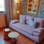 Apartmán Fuer Zwei Erwachsene Und Zwei By Interhome Sibinj Krmpotski