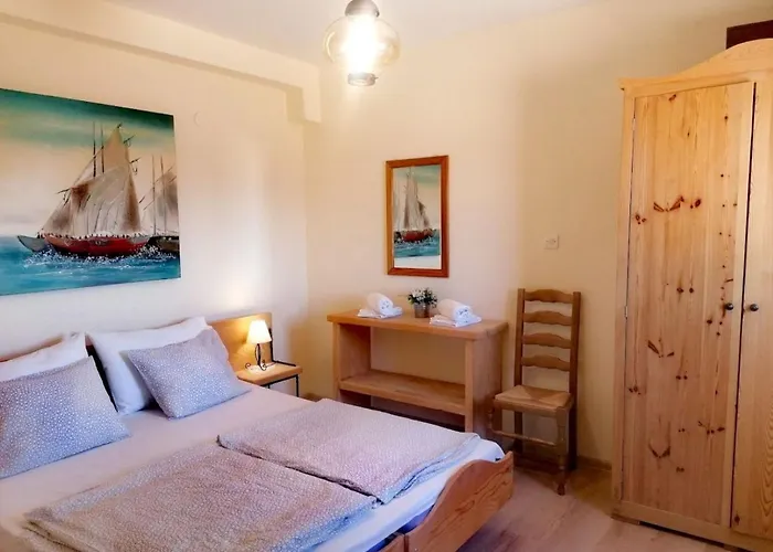 Fuer Zwei Erwachsene Und Zwei By Interhome Appartement Sibinj Krmpotski